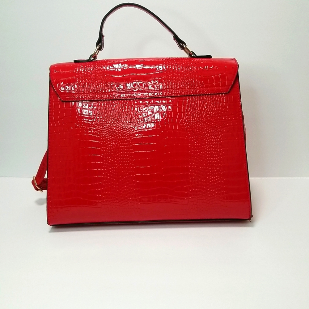 Red Handbag with Straps, Crocodile Pattern, Tiger Head Design Snap Closure NWOT - Picture 3 of 13